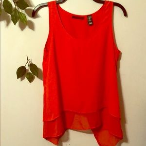 💥GORGEOUS BRIGHT TOP W/ BACK SLIT💥